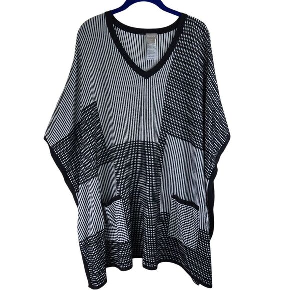 Chicos Oversized‎ Poncho Size Small-Medium Black White Pockets Artsy Art to Wear - Picture 1 of 5